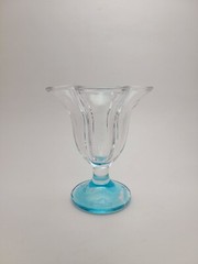 Goblet Ice Cream Glasses for Sundaes (Base colors: Clear, Yellow, Blue, Green)