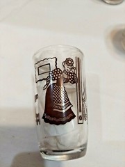 Vintage Swanky Swing Juice Glasses Bustling Betsy 3 3/4 High Brown Imprint
