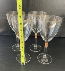 Vintage Hollywood Regency Style Wine Glasses Gold Rim & Ribbed Accent Set Of 4