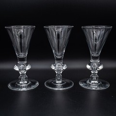 READ – Steuben Glass 7737 Sherry Wine Glasses 5 1/4″ H – Set of 3 – Teardrop
