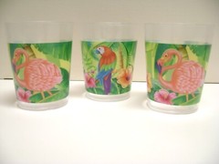 4 1/4″ tall PINK FLAMINGO, Parrot+ Macau Plastic Drinking Cups/Glasses Set of 3