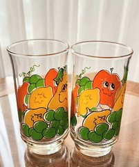 2 Vintage 70’s Nancy Lynn Signed Smiling Happy Fruit 5.5″ Drinking Glass Tumbler