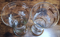 2 Vtg Borske Sklo 7″ Flat Bottom Pilsner Glasses Oak Leaves Gold Bands Bohemian