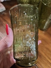 5 Vintage Anchor Hocking Avocado Green Soreno Tree Bark and Pagoda Bamboo Bark