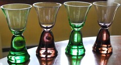 Vtg Set 4 MCM WINE BELL GLASSES Hand Blown SOLID CONE BASE 2 Purple 2 Green
