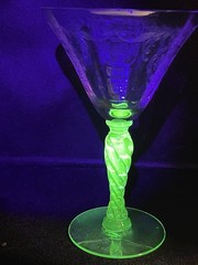 4 Vintage Tiffin Arcadia Etched Watermelon Coupe Martini Glasses, Uranium Stem!!