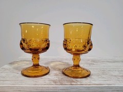 2 VTG MCM Indiana Glass Amber Gold Kings Crown Thumbprint Sherry Glasses 4.25″