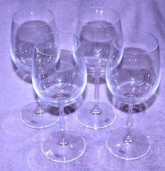 4 Pasabache Reserva Pattern Bordeaux Wine Glasses w/ Fancy Gold Script Letter B