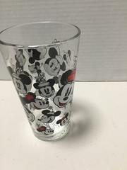 Disney Minnie Mouse All Over Glass 16 oz Fun Faces Glassware Cup