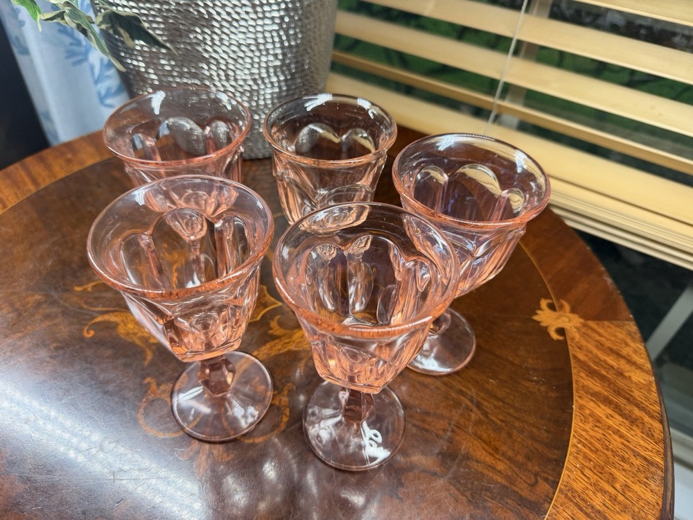 5 Vtg Glass Wine Goblets—Old Williamsburg—Light Pink- Imperial Glass 5 1/4” tall
