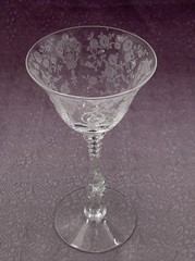 1 Cambridge Crystal Rose Point Liquor Cocktail Glass 6″ Height HOLDS 3 OZ
