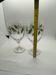 Libbey Holly Berry Iced Tea Goblet Glasses with Stems Set of 2 Christmas Glasses