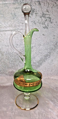 Venetian Green Glass Decanter Bottle W/ 6 Glasses 16.5″ Gold Gilt Italy Vintage