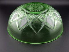 Vintage Hazel Atlas Vaseline Uranium Glass Green Diamond Arches Serving Bowl