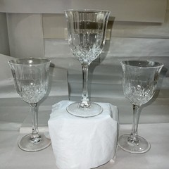 Set Of 3 Concerto By Calp Crystal Elegant Wine Glasses W/ Diamond Design