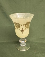 Vintage ARTE ITALICA Yellow WINE Glass Wreath Swag Gold Gilt Pattern AIZ3 Italy