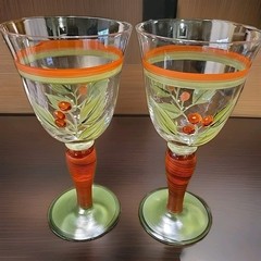 Victorian Christmas Goblets Wine Water 12 Ounce Glasses Holly Hand Painted