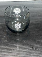 New York Jets Helmet NFL Smokey Vintage Football Drink Glass