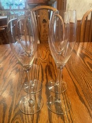 Clear Glass Fluted Classic Champagne Glasses Set Of 4 10 Inches Tall
