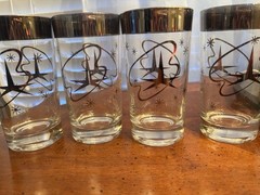 Vintage Mid Century Modern Atomic Star Glasses Set Of 4