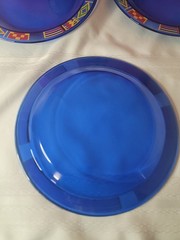 NEW Set of 4 Vintage Avon Kente Pattern DINNER PLATES Cobalt Blue NOS 10.25″