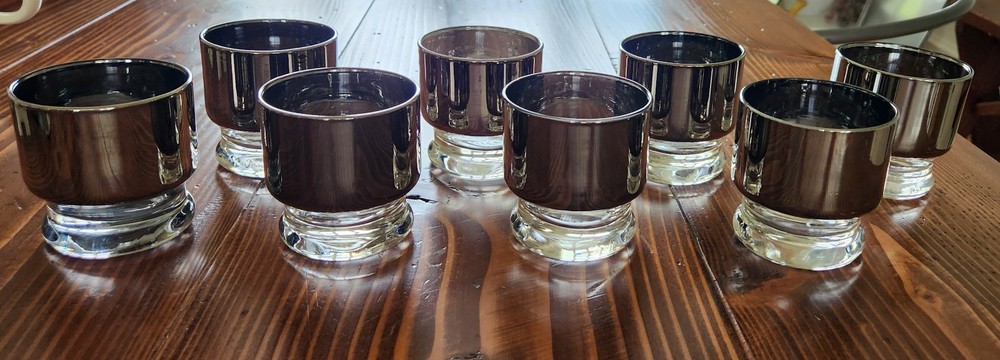 Vintage Dorothy Thorpe Style Cocktail Glasses With Platinum Fade Set Of Eight
