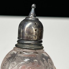 Cambridge Chantilly Crystal 4 1/4″ Shaker w/ Sterling Silver Foot & Fancy Top