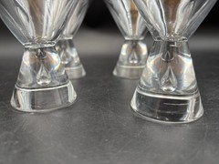 Set of 4 ~ Steuben Crystal Art Teardrop Cocktail Glasses ~ 4″ Tall ~ Signed