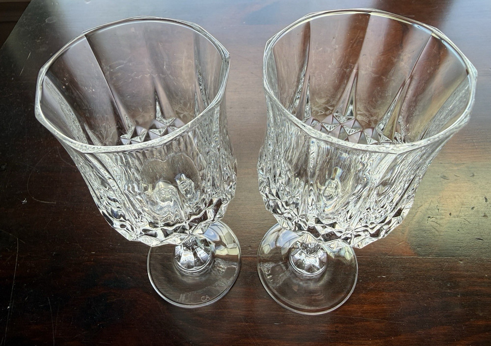 Longchamp Cristal d’Arques Wine Glass Clear Crystal 5 3/4 oz. Set of 2