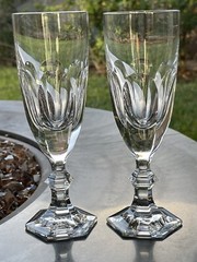 ROYALES DE CHAMPAGNE CRYSTAL CLEAR GLASS VERSAILLES WINE GLASSES HARD TO FIND