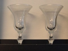 2 Cordial Stemmed glasses