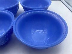 Set of 4 Pioneer Woman Adeline Blue Milk Glass Soup / Cereal Bowls Gibson E2a