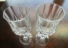 Longchamp Cristal d’Arques Wine Glass Clear Crystal 5 3/4 oz. Set of 2