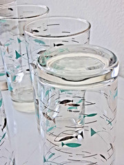 7 Vint Libbey Mediterranean Atomic Fish Tumbler glass MCM Retro 5.75″ silver rim
