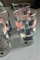 5 VTG Sasaki Glasses Tumblers MCM Plus Juice Glass pink black teal white design