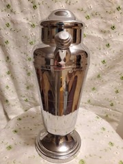 VTG DEPR ERA ART DECO FARBERWARE COCKTAIL SHAKER CHROME PLATED