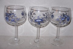 Set of 3 Blue Danube /Blue Onion Glass Wine Stem Balloon 10-12 Oz Goblet Glasses