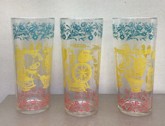 6 Vintage HAZEL ATLAS AMERICANA GLASSES Aqua Yellow Pink Rocking Chair, Spinning