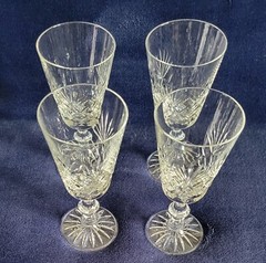 Set of 4 VTG Cut Crystal 6″H, 2.75″D Sherry/Wine Glasses Pineapple & Fan Pattern