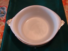 Vintage Glasbake Caserole In Chrome Frame – See Photos