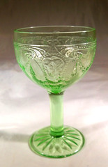 HOCKING GLASS CO. CAMEO or BALLERINA GREEN 4″ TALL 3-OUNCE WINE GOBLET!