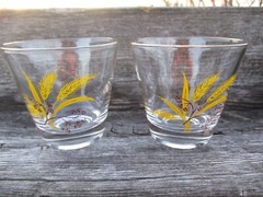 2 VINTAGE MCM AUTUMN GOLDEN WHEAT LO-BALL/ON-THE-ROCKS TUMBLES WITH GOLD RIMS.
