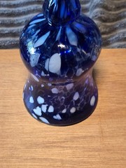 Hand Blown Art Glass Wine Goblet Blue White Confetti Design 8″