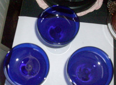Set 3 vintage cobalt blue clear ribbed stems footed coupe champagne glasses NICE