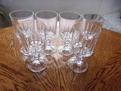 Wine RCR Cut Crystal 6 1/8″ Knob Stem Vertical Cut – Set of 6