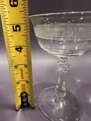 Glastonbury Lotus Petit Point Champagne/Tall Sherbet Glass 5-3/8” VTG