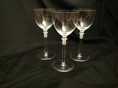 One (1) Hoya Crystal ENTASIS CLEAR blown crafted, 6.75′ White Wine Stems