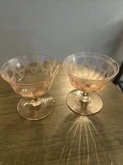 Vntg Etched Glass Set Of 2 Pink Sherbet Dessert Glass Cup Necklace Design C6