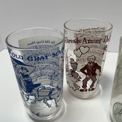 Lot of 5 Vintage 1950s Hazel Atlas Glss Co «Sing-A-Song» Glass Tumblers