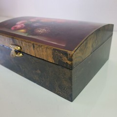 Short Etched Champagne Flutes Button Base in VTG Hinged Plastic Decoupage Box